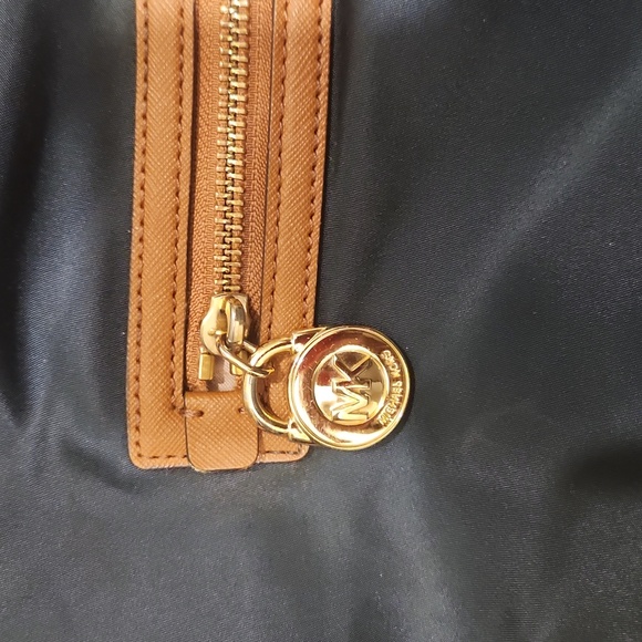 Michael Kors handbag - Picture 3 of 14
